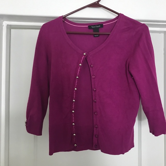 fuchsia sweater outfit